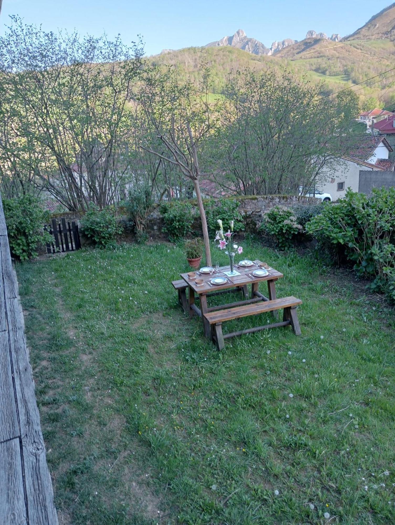 Palacio Rural De Inguanzo De Cabrales Villa Eksteriør bilde
